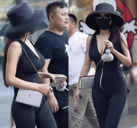 Echo Yue beautiful star galleries