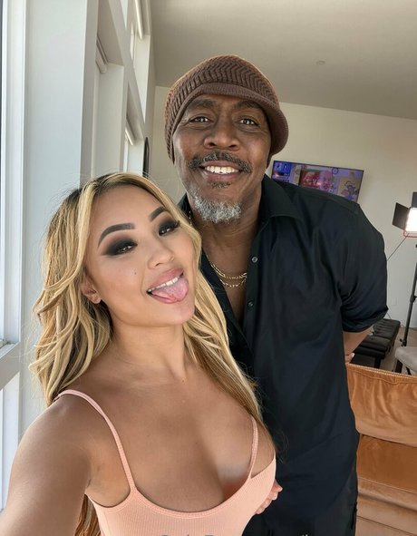 kazumifree hot star photos