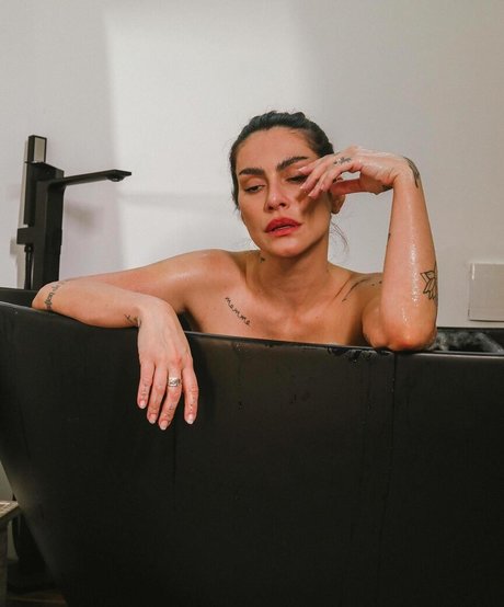 Cleo Pires perfect star picture