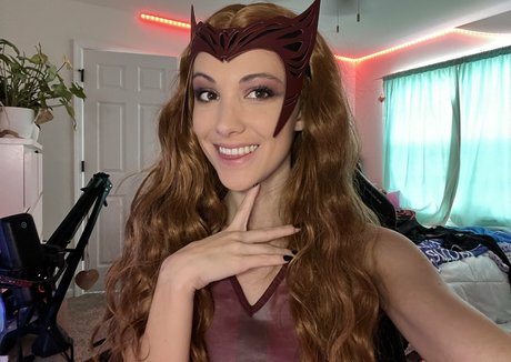 Echochlo sex model pic