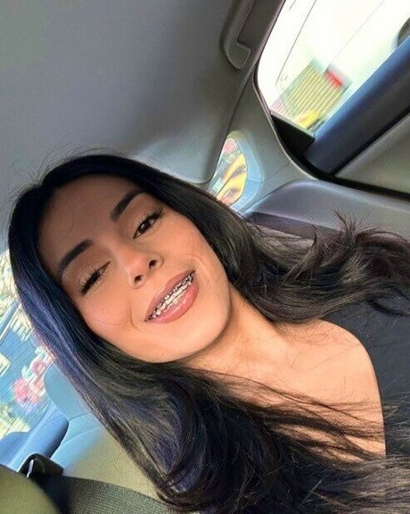 itssm1rks erotic actress photos