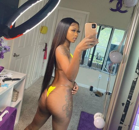 fineasssstv model xxx archive