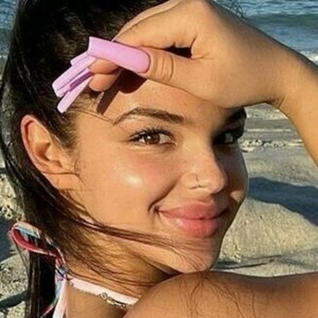 Chloe Swain porn actress archive