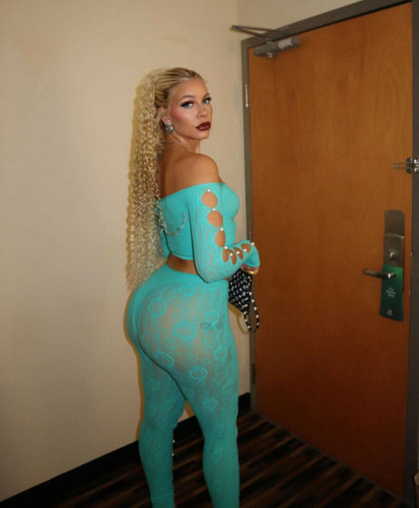 Haylei Mychail beautiful pornstar archive