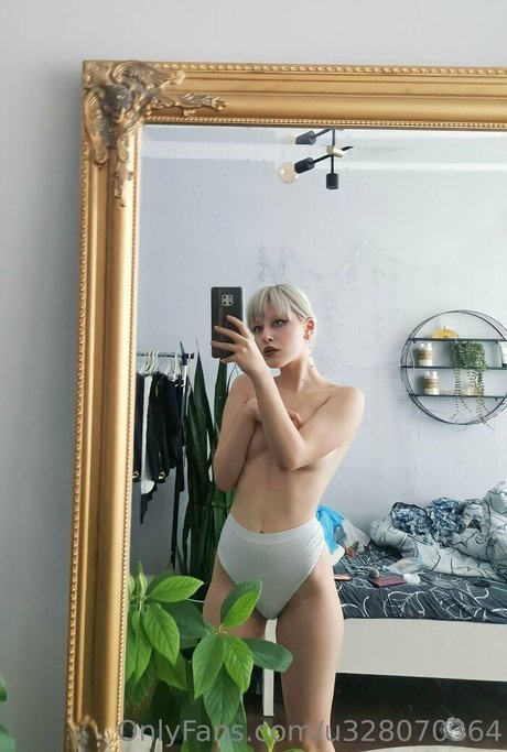 woodsnaomi art star pictures