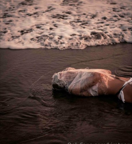 kirateen high quality pornstar pic