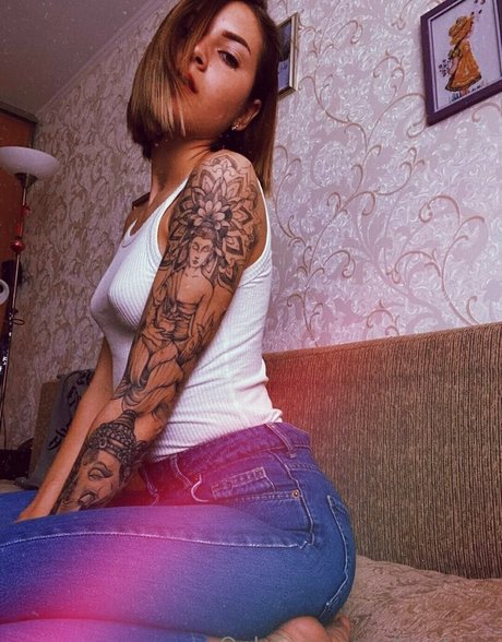 wet panties onlyfans erotic pic