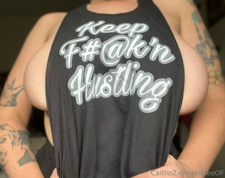 caitlinzielinskifree star naked picture