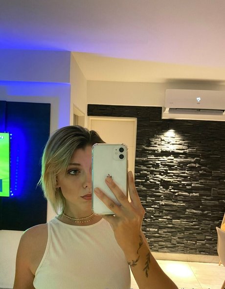 extreme onlyfans nudes img