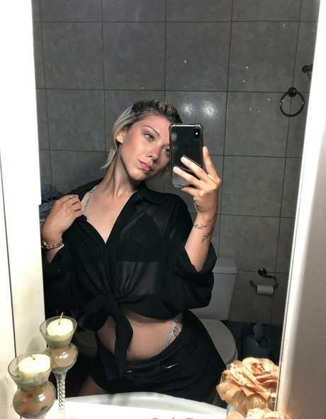 lolaylen xxx actress pic