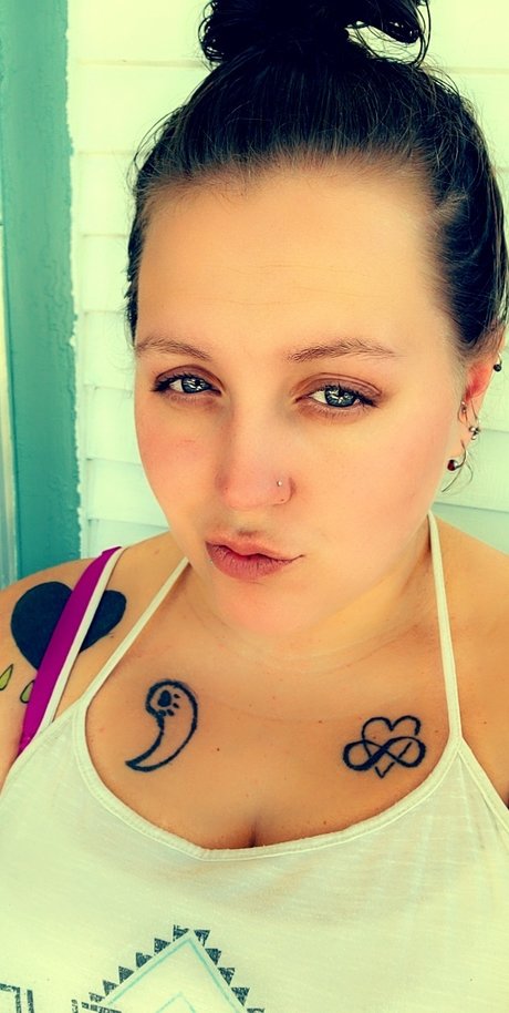 Crazy Momma 94 pornographic model pictures