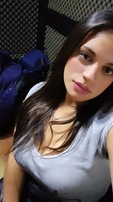 more1611 xxx model gallery