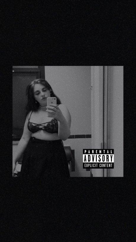 mara ur thicc goth gf xxx model photos