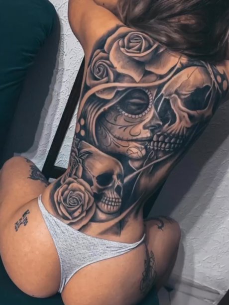 LadyMedusa exclusive model pics