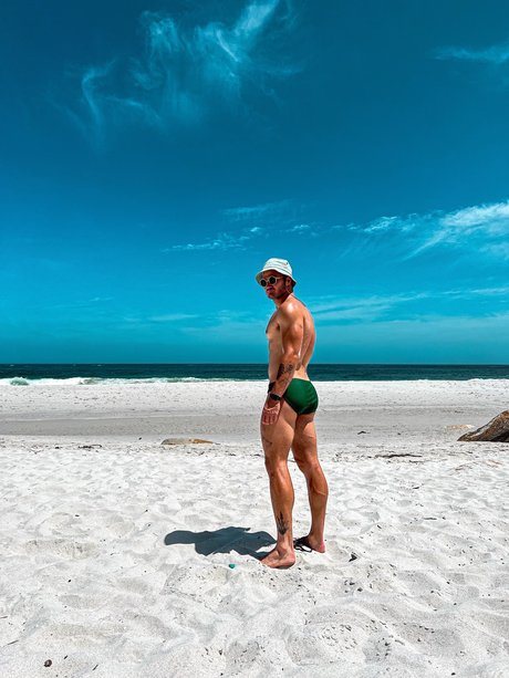 PEACHES actress photos