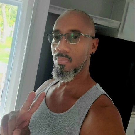 All Eyes On You star nice pictures