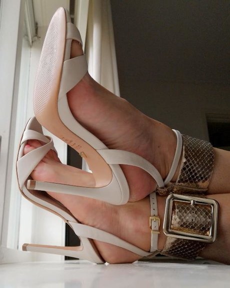 Love my Feet high quality actress pictures