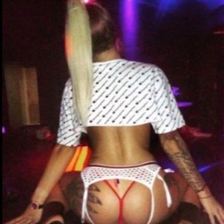 Milli Millions beautiful model img