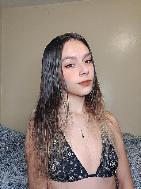 Luka Rose model pretty pic