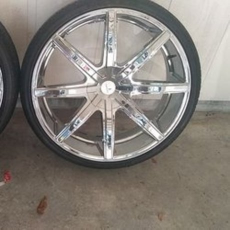 LJ On 24s pornstar photos