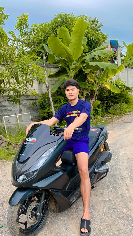 GAMES56TH model porn photo