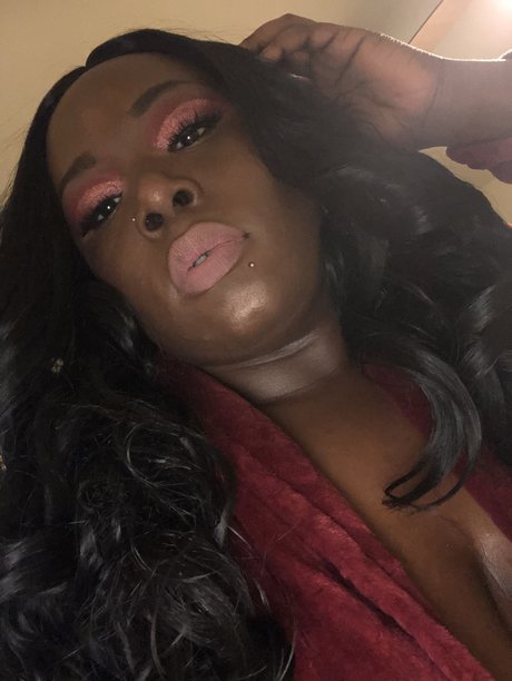 Kiki Kotton star xxx archive