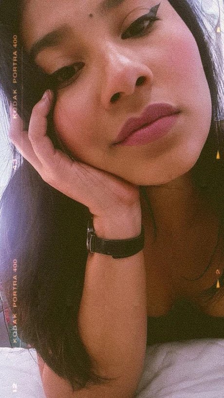 AnnMoss xxx model pic