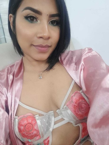 AnnMoss pornstar erotic gallery