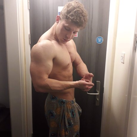 Ken Boy free star photo