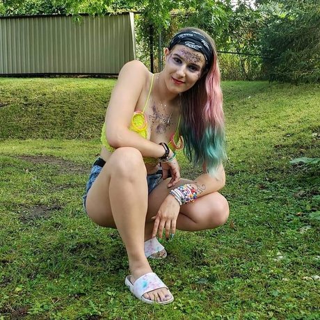 Ravebae709 model nudes pics