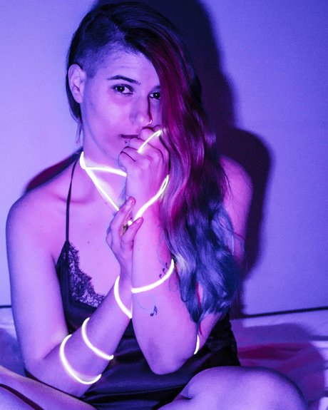 Ravebae709 model naked image