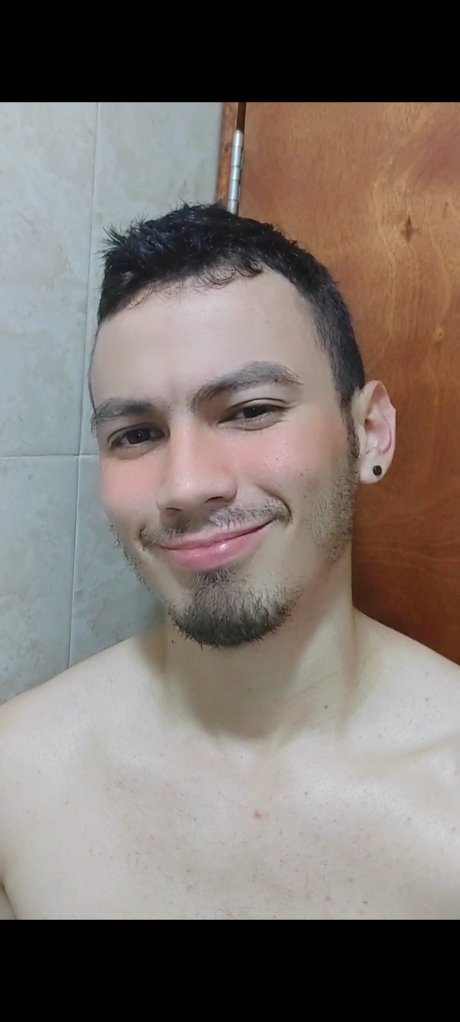 Andres Chaves star free gallery