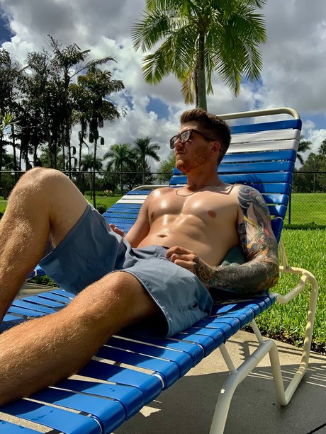 Mr Robinson beautiful model photo