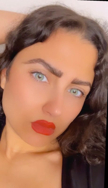 modelsophy perfect pornstar image