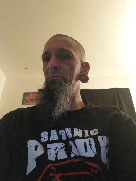 SEXDEMON69 adult model pics