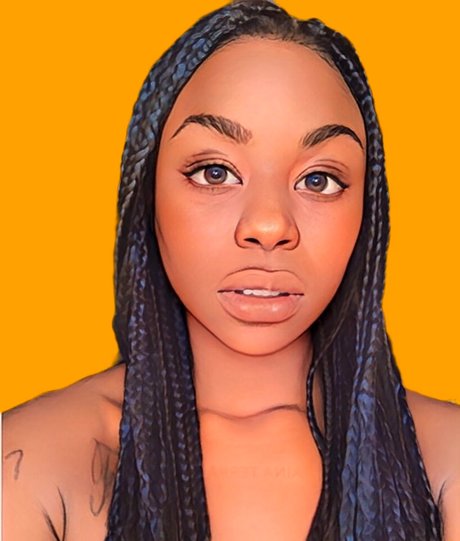 RainaTerraVIP model pornographic photo