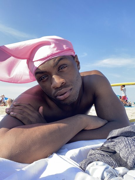 SEXY LIPS model pretty pictures