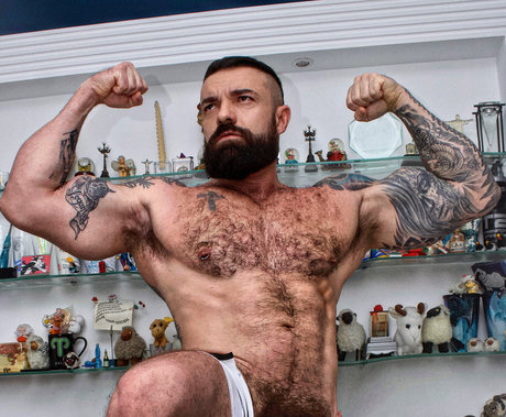 SUPERMILTEXX nude actress image