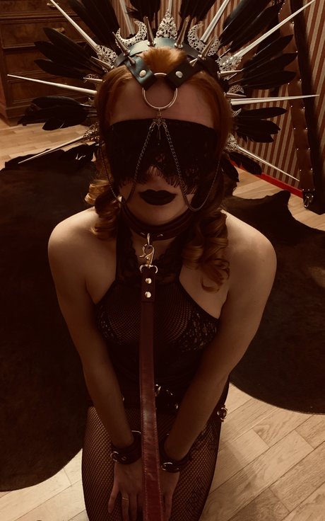 Mademoiselle Feles free star picture