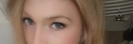 Julia Ray adult model images