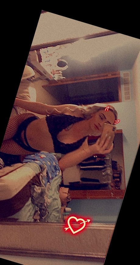 Wessyboo model naked image