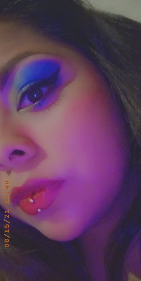 Yotz Marin pornstar sexy image