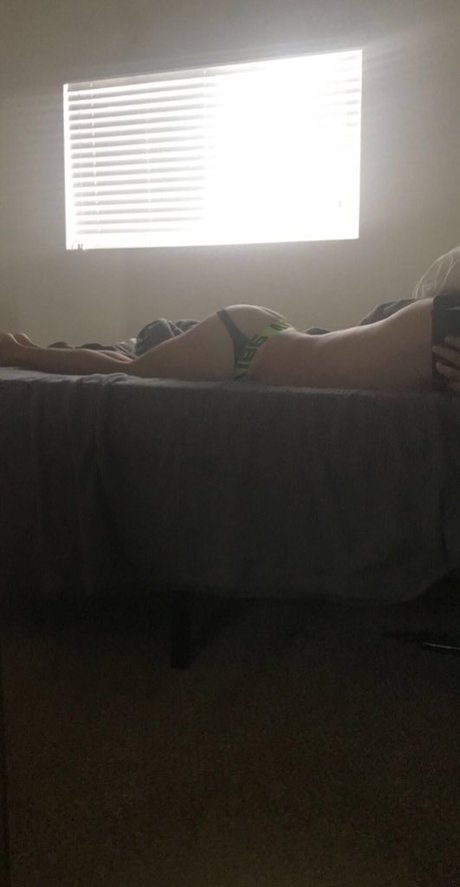 Malvado high quality model galleries