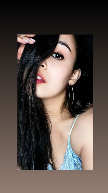 Juliana Rios naked model pics