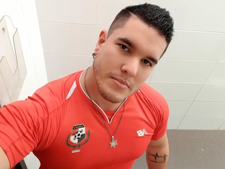 Randall Uriarte porn actress images