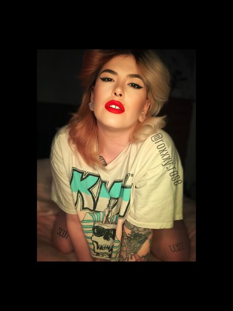 Roxana Rose model nudes photo