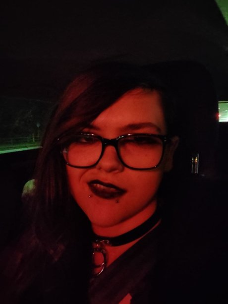 Queen Vixie model high quality picture