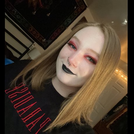 raven onlyfans beautiful images