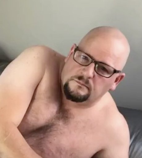 Fatdaddancing porn model pic