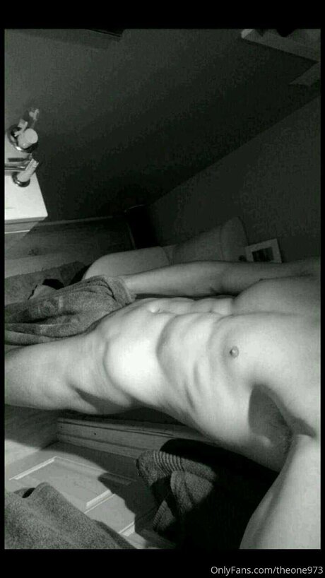 SB TOP 6_ nudes model image